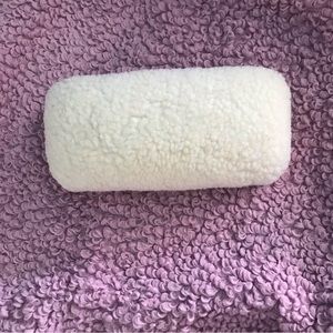Madewell Cream Sherpa Sunglass Case